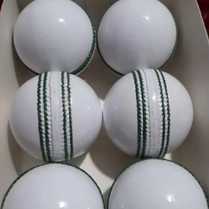 Balle de cricket dure sur mesure en gros nouveau design meilleure qualité jeunesse 156g balles de cricket cousues à la main en cuir rouge et blanc - Product Image 6