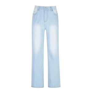 Jean décontracté pour femme en denim extensible, taille haute, respirant, séchage rapide, délavage clair, coupe droite, stock en gros - Product Image 6