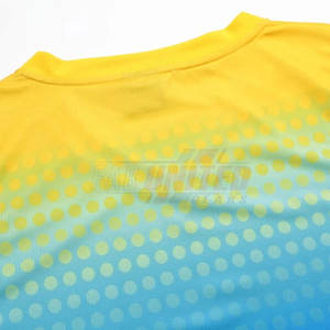 Conjunto de ropa de baloncesto de verano para hombres Opción de impresión por sublimación específica para práctica y juegos Uniforme cómodo - Product Image 3