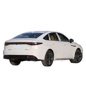 Sedán Compacto 2025 1.6T Turbo de 197 HP, Modelo Estándar, Auto Eléctrico Puro, Autonomía de 401-500 km, Batería de 110 kWh+, Listo para Conducir - Product Image 2