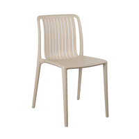 Chaise de salle à manger d'extérieur moderne, ergonomique, empilable, stable, avec dossier à lattes en polypropylène