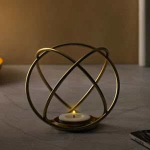 Nouvel arrivage de bougeoirs métalliques avec un excellent brillant poli en métal de haute qualité pour la décoration de la foudre à la maison - Product Image 3