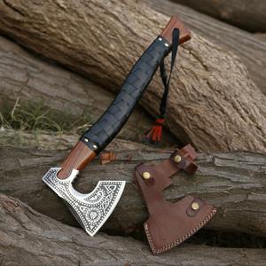 Hacha Vikinga de Acero al Carbono Hecha a Mano, Hacha Barbuda, Hacha de Supervivencia para Exteriores con Mango de Madera - Product Image 1
