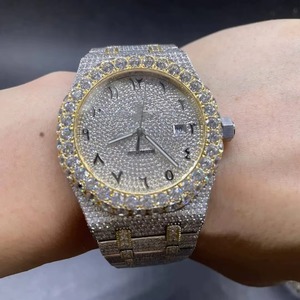 Fabricación india de lujo de oro Iced Out Mossinate reloj de cristal completo diamante para Hombres estilo Hip Hop disponible al mejor precio - Product Image 4