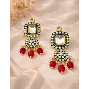 Boucles d'oreilles pour filles en perles rouges Polki Kundan - Product Image 1