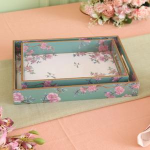 Plateaux de service floraux de fleurs roses élégantes-Accents de maison élégants avec un design en bois fabriqué à la main - Product Image 2