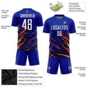 Cómodo uniforme de fútbol con tela atlética que absorbe la humedad y malla transpirable para partidos profesionales de todas las estaciones - Product Image 5