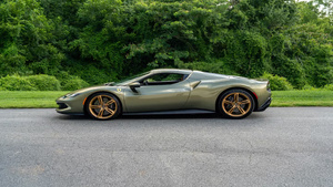 Ferrari 296 GTS Convertible 2024, Seminuevo, en Excelentes Condiciones - Product Image 3