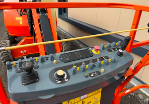 Plateforme élévatrice articulée diesel JLG E450AJ à bras rotatif hydraulique, capacité 250 kg, hauteur 16 m, équipement de construction - Product Image 6