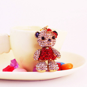 Porte-clés Ours en Peluche Strass Doré en Alliage avec <span class=keywords><strong>Jupe</strong></span> Rouge et Fermoir Pavé pour Sac à Main Fille - Product Image 2