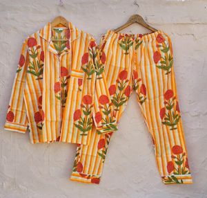 Ropa de dormir de algodón indio para mujer, conjunto de camisón y pijama con estampado de bloques de flores, vestido de noche cómodo hecho a mano - Product Image 1