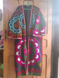 Suzani Broderie Boho Chic Suzani longs Kimonos Floral Suzani Broderie Longues Vestes pour femmes - Product Image 4