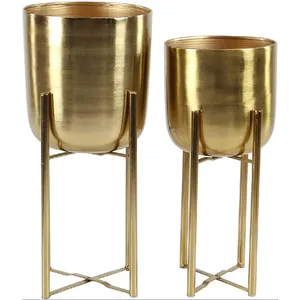 Soportes de maceta de Color dorado de Metal decorativo de alta calidad para decoración del hogar interior y exterior, decoración de jardín, soportes para plantas, Juego de 2 - Product Image 1