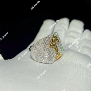 Bague Champion Hip Hop Personnalisée pour Homme en Argent Fin 925 avec Moissanite VVS Sertie à Griffes, Design Unique Effet Glacé, Cadeau de Fête - Product Image 6