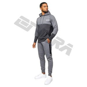 Sudadera con capucha de poliéster sublimación informal al por mayor, chándal en blanco, conjunto liso, chándal Unisex, sudaderas con capucha, chándal de hombre con logotipo personalizado - Product Image 1