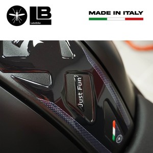 Autocollants de protection de réservoir 3D de taille personnalisée, compatibles avec Ducati Monster 937 2021, type logo - Product Image 6