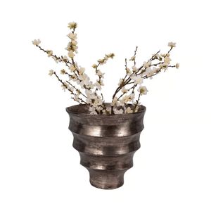Hammered Gold Finished New Trendy Design Handmade Metal Flower <b>Vase</b> for Wedding and Festival Decoration From India Export - Product Image 6