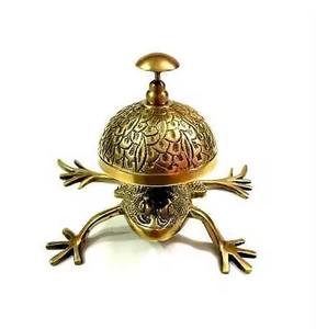 Campana de Escritorio Moderna de Latón con Acabado Dorado, Decorativa para Mesa, Ecológica, Duradera, para Uso en el Hogar, Hotel o Restaurante - Product Image 1