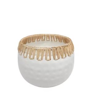 Juego de 2 Macetas Redondas Pequeñas de Hierro y Cuero en Color Dorado y Negro para Decoración de Interiores y Mesas - Product Image 3