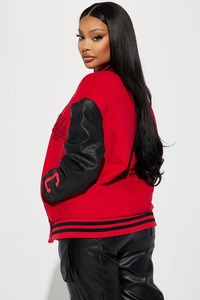 Buy High Quality Customizable Varsity <b>Jacket</b> women Chenille Embroidery Sleeves Baseball Letterman Varsity <b>Jacket</b> for women - Product Image 4