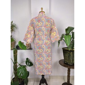 Boho-Hausrobe Indischer Handbedruckter Baumwollkimono Mit Lebendigen Blten Perfekt Fr Den Sommer Luxurise Strandferien Plus - Product Image 6