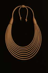 Collier ras du cou épais multicouche en cordon ciré, idéal pour les fêtes, cadeau, broderie de créateur pour bijoux de fête pour femmes - Product Image 2