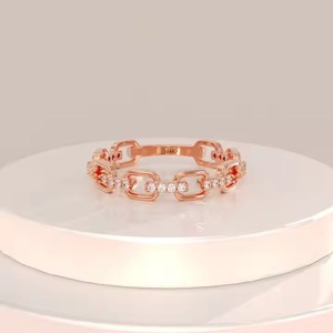 Bague chaîne en or massif 14k avec diamant de laboratoire empilable et délicat, bague de style classique minimaliste pour femme pour la fête - Product Image 4