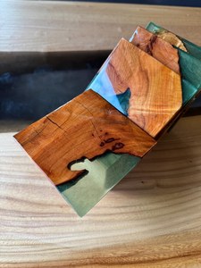 Luxury Handmade Resin and Stone <b>Coaster</b> Set with Dried Flowers Artistic Epoxy <b>Drink</b> Pads <b>for</b> Decor - Product Image 4