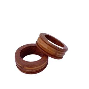 Rond de serviette rond en bois de qualité supérieure stocké pour restaurant hôtel maison mariage et fête - Product Image 6