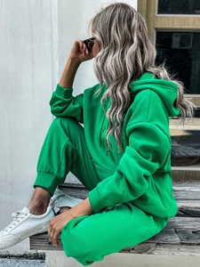 Conjunto Deportivo de Dos Piezas para Mujer, Sudadera con Capucha y Pantalones de Chándal de Felpa de Algodón Liso - Product Image 4