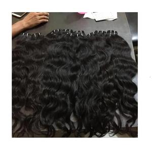 Vente en gros de paquets de cheveux humains brésiliens de vison 100% non transformés, extensions de cheveux vierges bruts à donneur unique avec nouveau modèle de style ondulé - Product Image 5