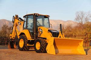 ENVÍO GRATUITO CAT 420F2 Retroexcavadora 4x4 con Cargador Trasero, Aprobado por EPA y CE, Cilindro Hidráulico Eaton, Motor Principal, Bomba, Caja de Cambios, PLC. - Product Image 3