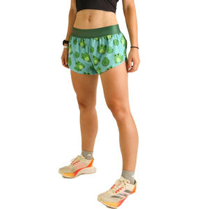 Pantalones cortos de jogging de LICRA/poliéster ajustados de cintura alta con diseño personalizado para mujer con logotipo transpirable de secado rápido y al por mayor - Product Image 3