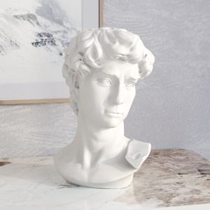 Escultura Decorativa de Resina de David de 31 cm, Blanca, Tradicional Italiana, Florero de Mesa - Product Image 3