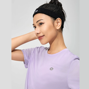 Camiseta cómoda para correr de mujer OEM con estampado de logotipo personalizado para el verano - Product Image 4