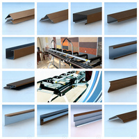 Machine de pliage manuelle pour tôles en acier coloré et aluminium, pour la fabrication de profilés de gouttières, de capuchons de toit et de soufflets