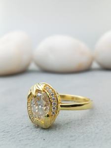 D'VINS JEWELS Bague de Fiançailles Style Classique et Art Déco Forme Ovale VVS Lab Grown Moissanite et Argent 925 pour Mariage - Product Image 2