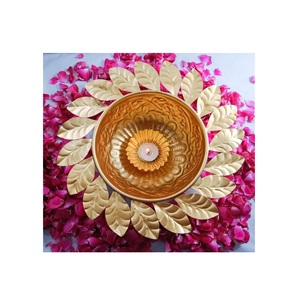 เทียน urli โลหะทรงกลมสำหรับตกแต่งแบบดั้งเดิมแบบลอยดอกไม้ urli - Product Image 1