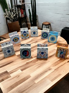 Savons pour les mains naturels dans une boîte spéciale imprimée avec un motif de mauvais œil - Product Image 3