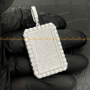 จี้ด็อกแทปฮิปฮอปที่มีเอกลักษณ์ไม่เหมือนใครพร้อมด้วยเพชรโมอิส925สีเงินแท้สำหรับทุกเพศ - Product Image 1