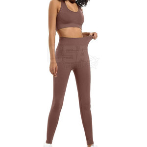 Ensemble de yoga léger pour femmes, tissu extensible, doublure douce, idéal pour le yoga et l'équilibre - Product Image 2