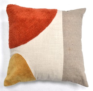 Housse de coussin élégante et écologique géométrique brodée en 100% coton avec de superbes coutures pour la décoration de la maison et de l'hôtel - Product Image 1