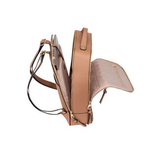 CALPAK Kaya Zaino per Laptop in Ecopelle Caramello, Stile Business Casual Elegante, Resistente e Impermeabile, in Poliestere per Viaggi - Product Image 2