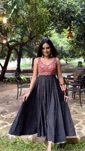 Nuevo diseñador Festival Wear Special Faux Georgette Beautiful Chine Stitch Espejo real Trabajo con impresión digital Top para Festival - Product Image 6