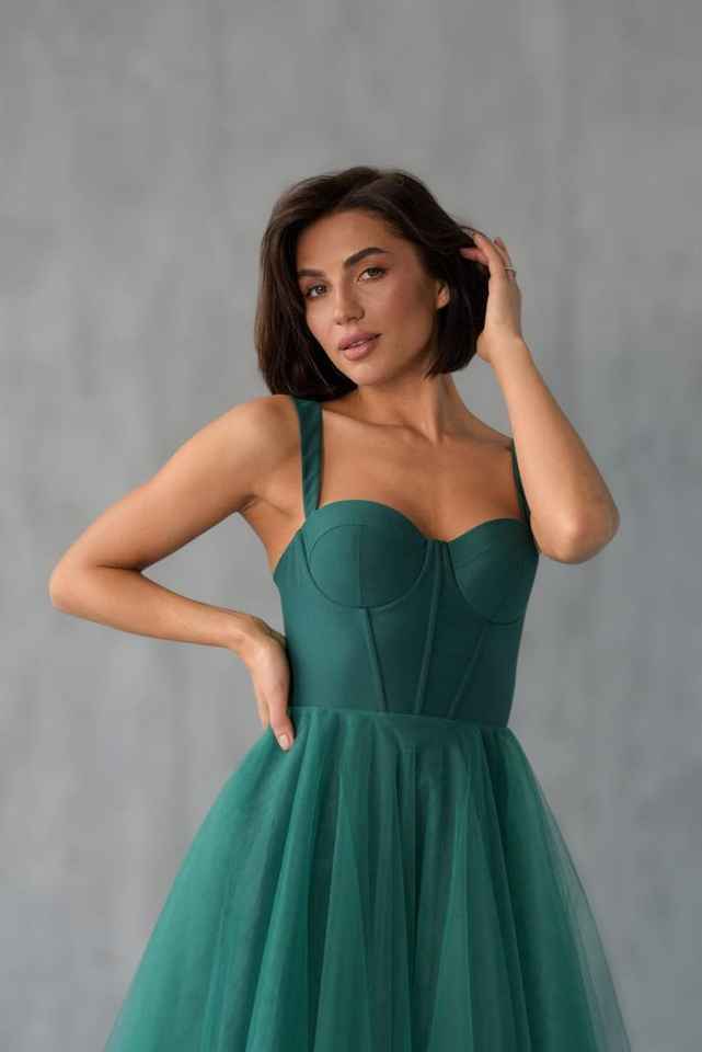 kate middleton green screen dress Middleton's Pays Tribute to Wimbledon's History Size_  5/6