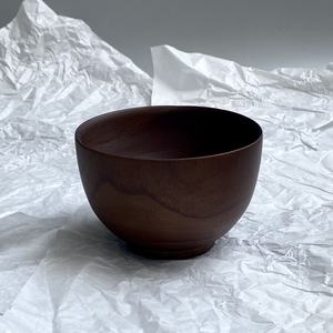 Salade de fruits et légumes moderne, service dans un bol en bois, artisanat, bols en bois naturel provenant d'un producteur de premier plan - Product Image 4