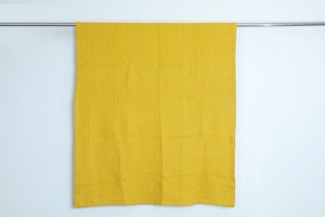 Tamaño personalizado 100% algodón Waffle suave al tacto sofá lanza duradero para el hogar Hotel Oficina viaje-decoración amarilla para sala de estar - Product Image 3