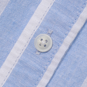 เสื้อเชิ้ตแขนยาวผู้ชายสีฟ้าขาว ผ้าฝ้ายและผ้าลินิน แห้งเร็ว แฟชั่นฤดูร้อน ขายส่งจำนวนมาก - Product Image 4