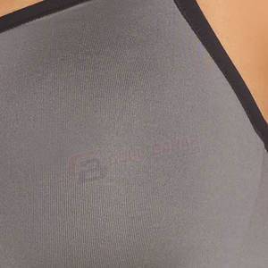 Soutien-gorge de sport respirant sur mesure pour femmes avec logo frontal, maintien élevé, compression, bretelles réglables et ajustement extensible - Product Image 6