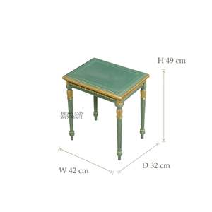 Ensemble de tables d'appoint classiques vert clair avec accents dorés et pieds sculptés élégants pour salons de luxe et décoration intérieure - Product Image 6